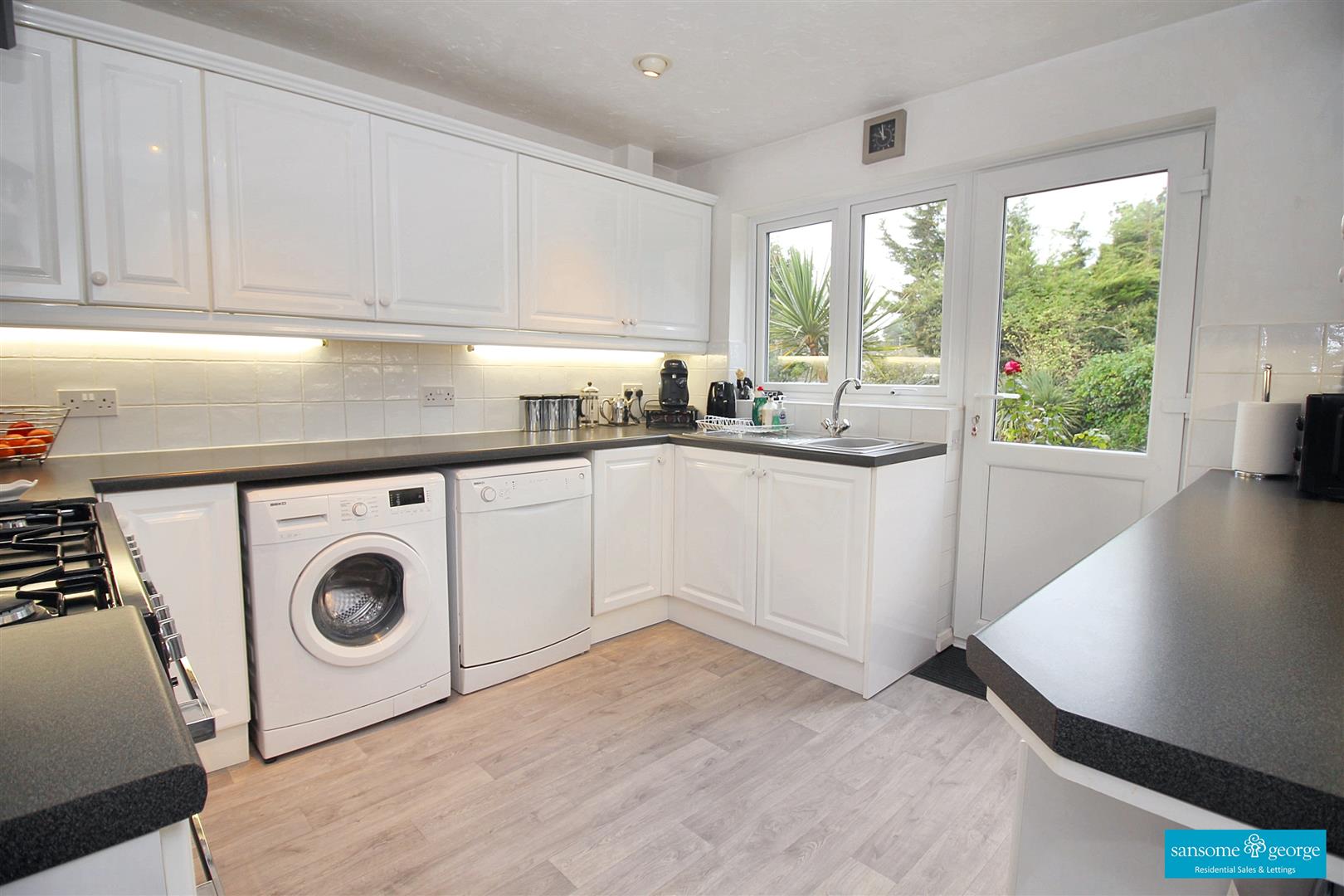 4 bed property in Treeton Close, Lower Earley
